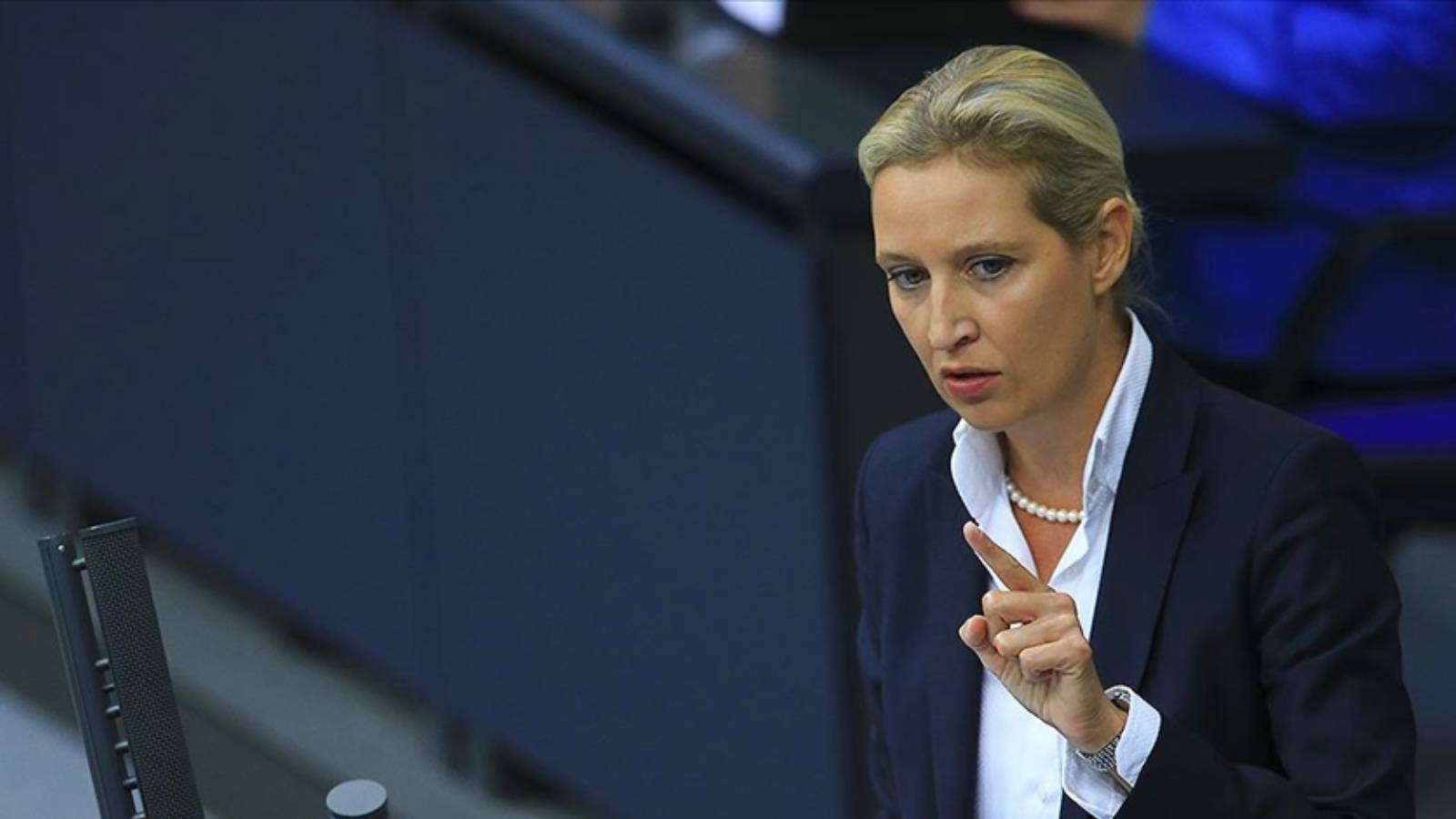 Almanya’da aşırı sağcı AfD partisinin başbakan adayı Alice Weidel oldu