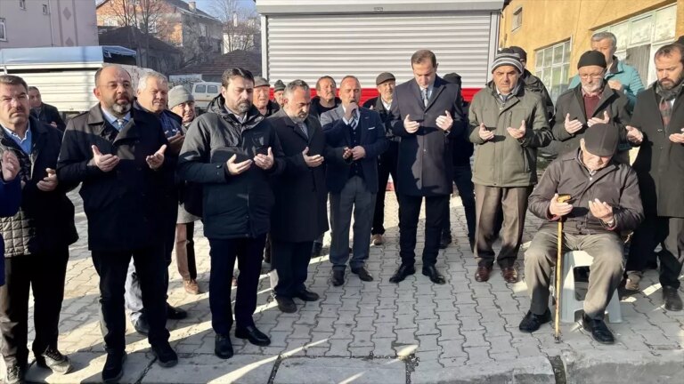eflanide-esnaf-duasi-gelenegi-yeniden-canlandi-Ittx7LQ3.jpg