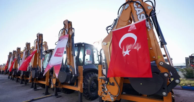 turkiye-belediyeler-birliginden-4-il-31-ilceye-hibe-arac-BKWJSi2Y.webp