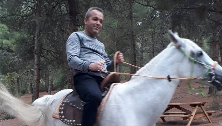 denize-giren-ogretmen-bogularak-hayatini-kaybetti-QlpV23BW.jpg